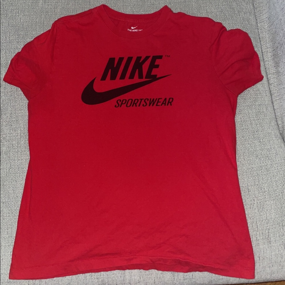Nike medium shirt
